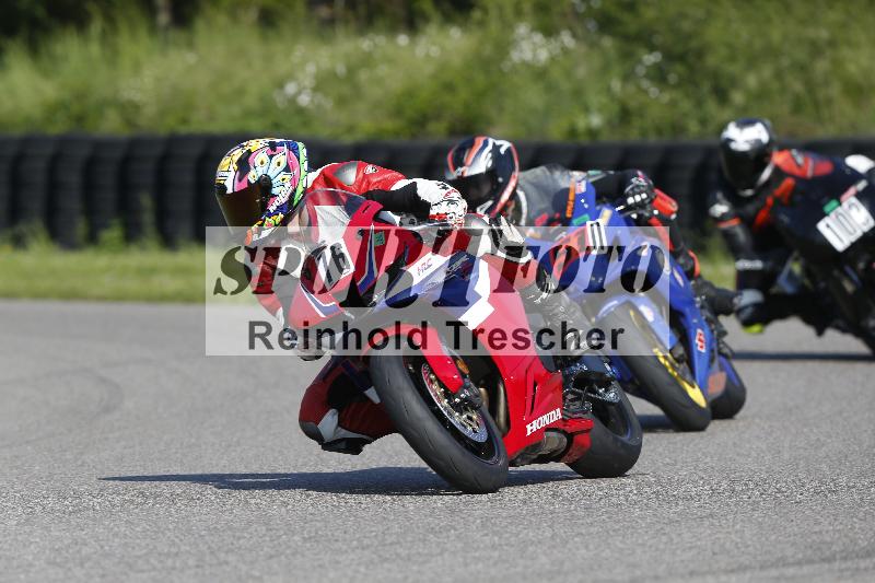 /Archiv-2025/11 29.04.2025 PROMAX ADR/Gruppe gruen/76